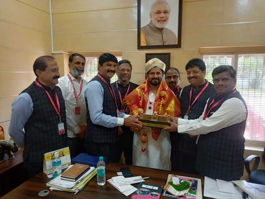Read more about the article Member of Parliament Shri Pratap Simha was honoured on behalf of FOAM